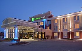 Holiday Inn Express Braintree Ma